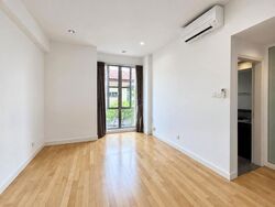 Landbay Condominium (D16), Condominium #613462321